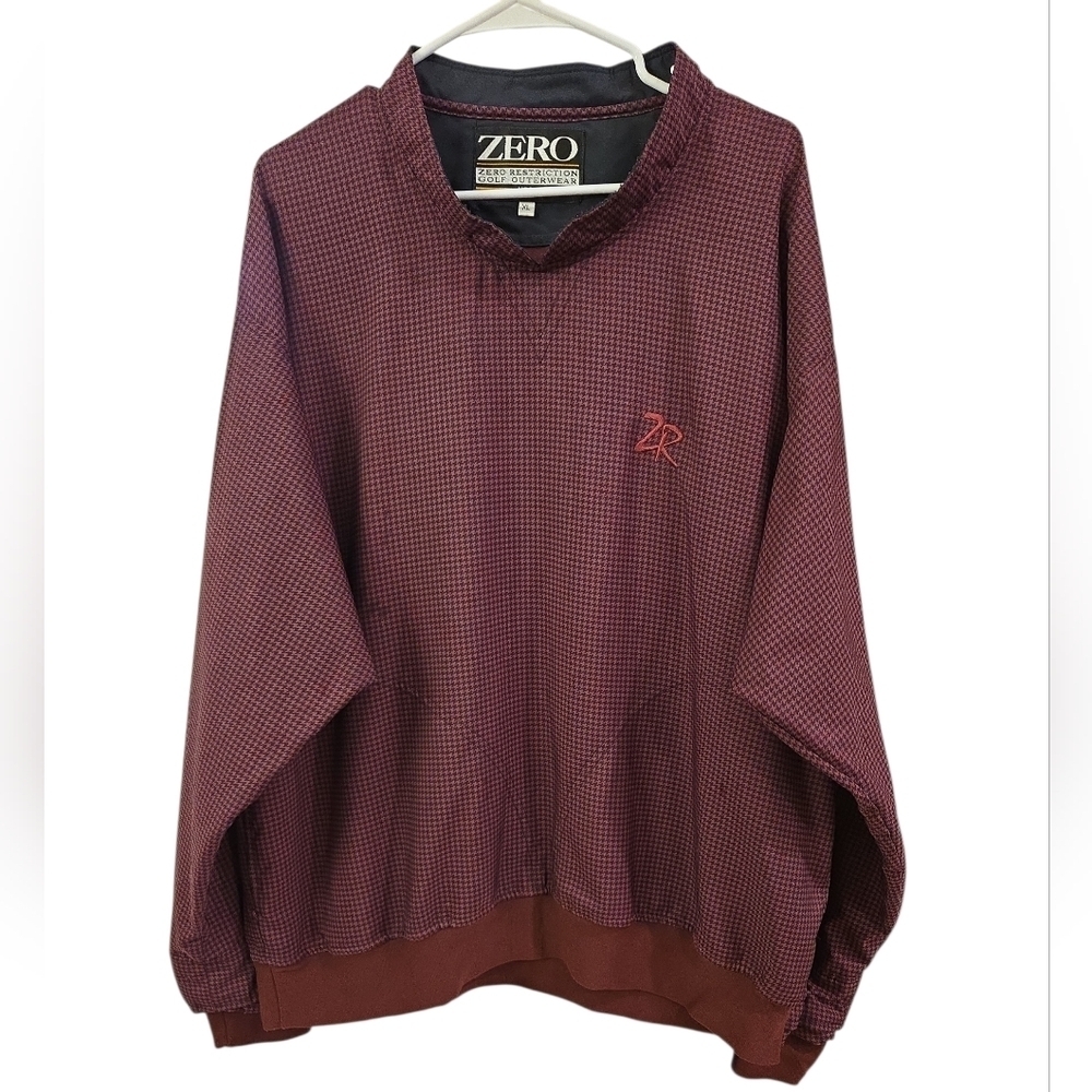 ZERO RESTRICTION MEN'S HOUNDSTOUTH PERFORMANCE GOLF PULLOVER. SIZE X-LARGE.